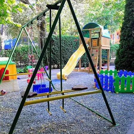 Aqua אפורי סוד