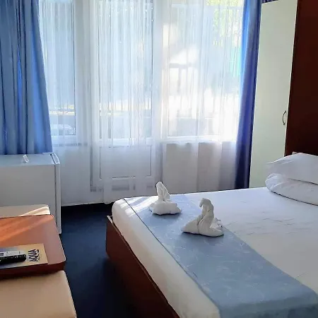 Vila Aqua ゲストハウス