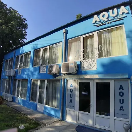 Vila Aqua 2* エフォリエ・スド
